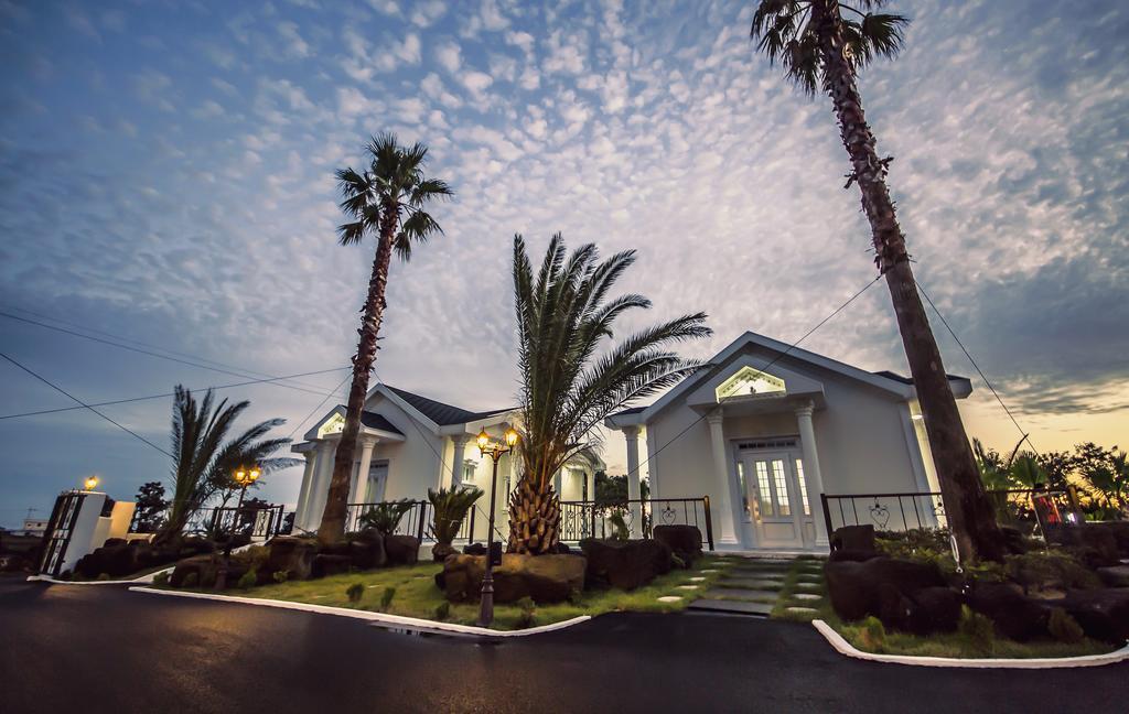 Jeju Washington Pension Seogwipo Exteriör bild